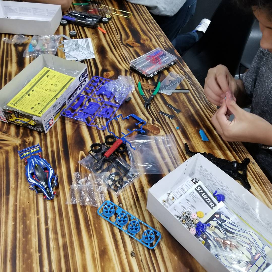 Juego De Rodillos De Aleación De Aluminio, 10 Agujeros, 13mm, Para Tamiya Mini 4wd, Coche De Carreras A Cala 1/32, Tienda 324, 1 Juego - AliExprs