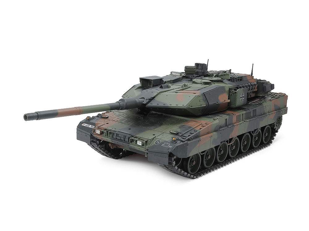 1/16 R/C GERMAN MAIN BATTLE TANK LEOPARD 2 A7V FULL-OPTION KIT