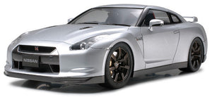 Nissan GT-R (1/24 Scale)