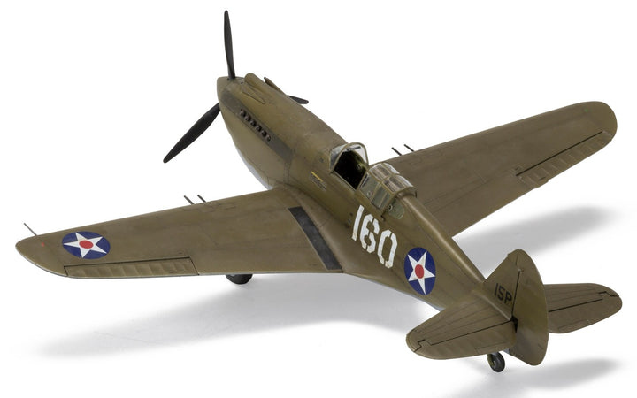 Curtiss P-40B Warhawk 1:48